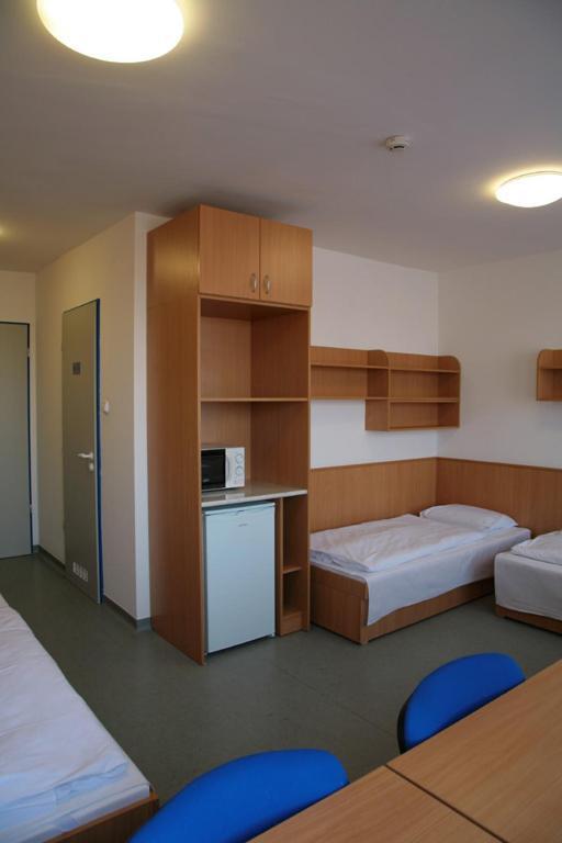 إغير Imola Hostel الغرفة الصورة