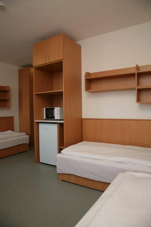 إغير Imola Hostel الغرفة الصورة