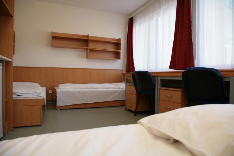 إغير Imola Hostel المظهر الخارجي الصورة
